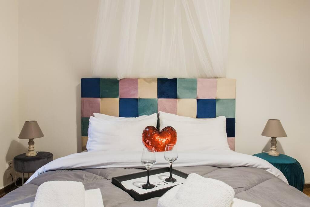 Downtown Athens-Plaka Skoufou Apt/Vaccinatedhost Luaran gambar